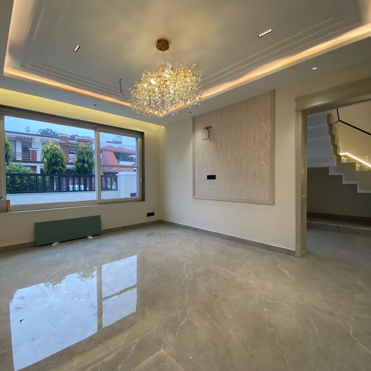 Room, sector 38 4 Bedroom 2100 Sq.Ft. Independent House In Sector 38 Chandigarh 8030269