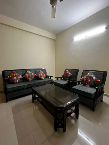 2 BHK Apartment For Rent in Signature Global Synera, Sector 81
