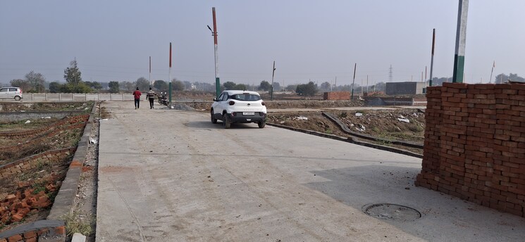 Exterior View, upsidc site b  100 Sq.Yd. Plot In Upsidc Site B Greater Noida 8030281