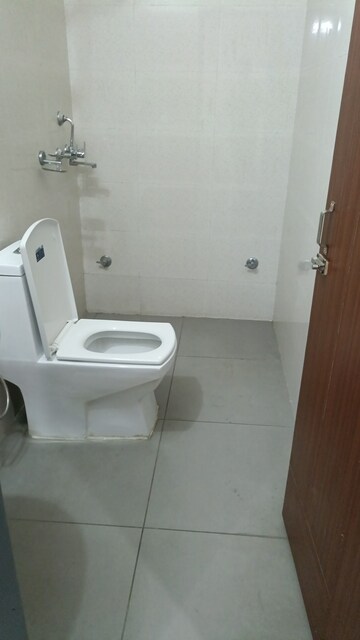 Bathroom in 2 BHK Builder Floor at Ansal Plaza Sector-23, Sector 23 – for Rent