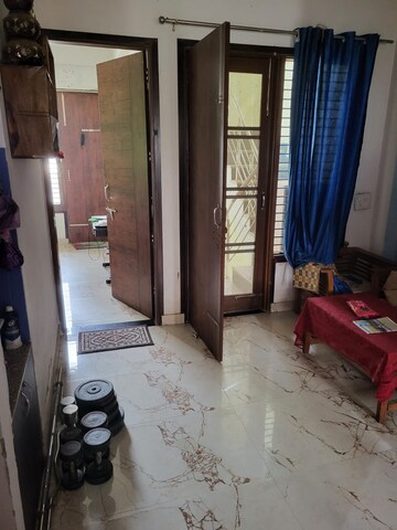 Living Room in 2 BHK Builder Floor at Suncity Township Gurgaon, Sector 54 – for Rent
