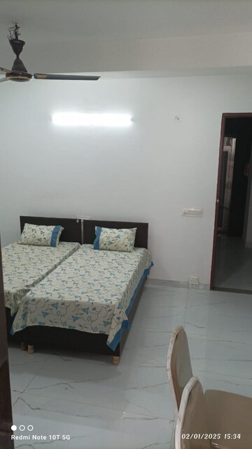 Bedroom in 1 RK Builder Floor at Palam Vihar Extension – for Rent
