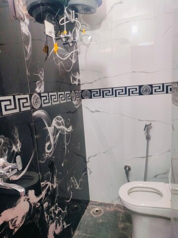 Bathroom in 2 BHK Builder Floor at Ansal Plaza Sector-23, Sector 23 – for Rent