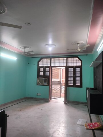 Living Room in 2 BHK Builder Floor at Paryavaran Complex – for Rent