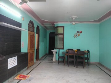 Living Room in 2 BHK Builder Floor at Paryavaran Complex – for Rent