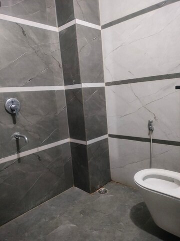 Bathroom in 2 BHK Builder Floor at Ansal Plaza Sector-23, Sector 23 – for Rent