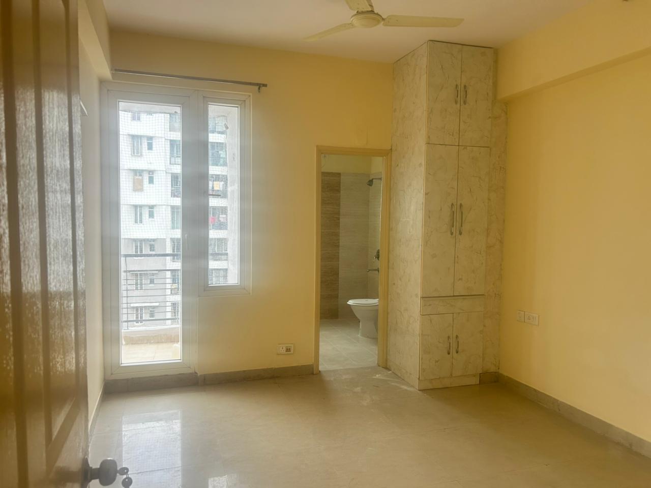 3 BHK Apartment For Sale in Gardenia Glory