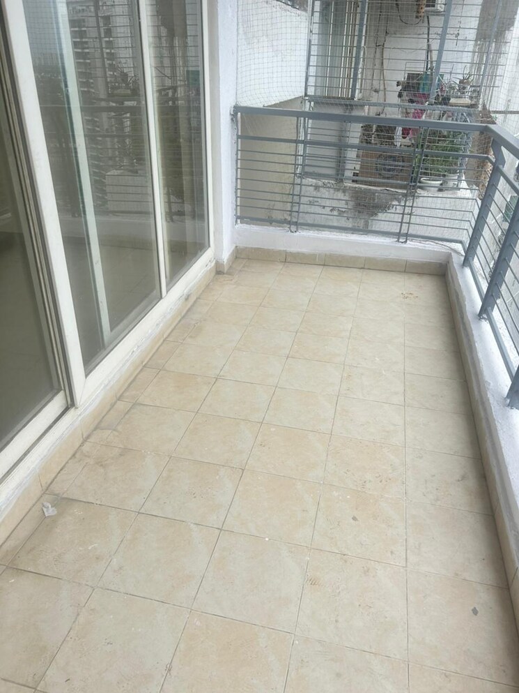 Balcony, gardenia-glory 3 Bedroom 1350 Sq.Ft. Apartment In Sector 46 Noida 8030405