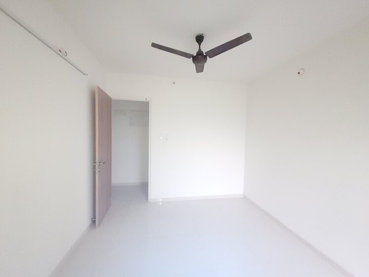 Room, godrej-emerald 2 Bedroom 900 Sq.Ft. Apartment In Ghodbunder Road Thane 8030426