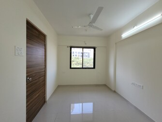 2 BHK Apartment For Rent in K M Horizon Palms Owale Thane  8030440