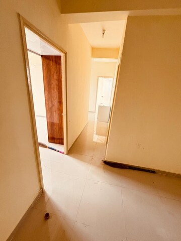 Room in 2 BHK Apartment at Pyramid Heights, Sector 85 – for Rent