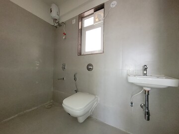 Bathroom in 2 BHK Apartment at Puranik City Reserva, Ghodbunder – for Rent
