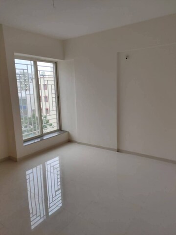 Room in 2 BHK Apartment at Dhanori – for Rent