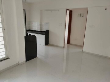 Room in 2 BHK Apartment at Dhanori – for Rent