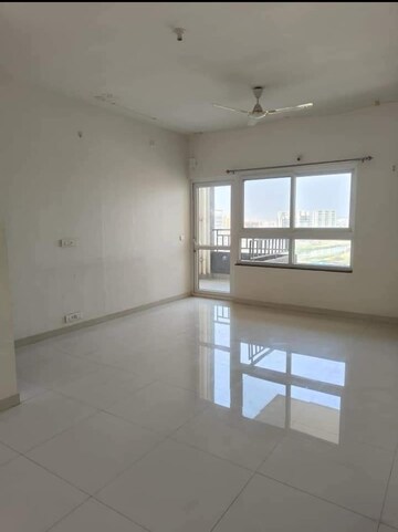 Room in 2 BHK Apartment at Godrej Infinity, Keshav Nagar – for Rent