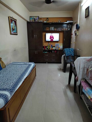 Room in 2 BHK Apartment at JSB Nakshatra Greens, Naigaon East – for Rent