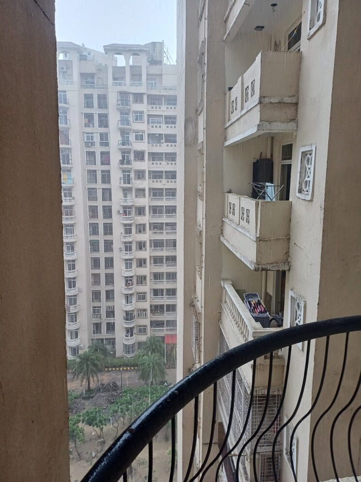 Balcony, gardenia-square-i 3 Bedroom 1475 Sq.Ft. Apartment In Dundahera Ghaziabad 8030558