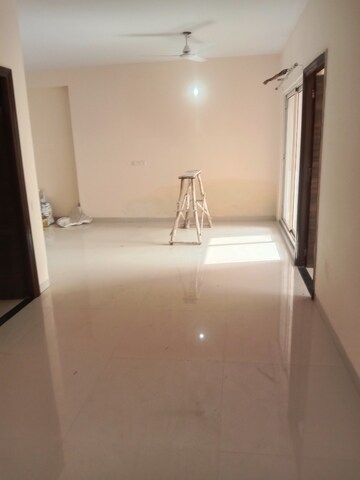 Master Bedroom in 3 BHK Apartment at Samriddhi Seven Heaven, Ranibagh – for Rent
