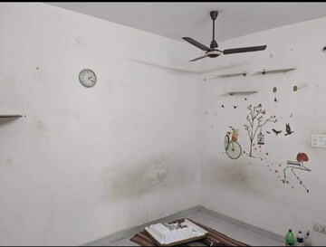Furnished Amenities in 1 BHK Villa at Aliganj – for Rent