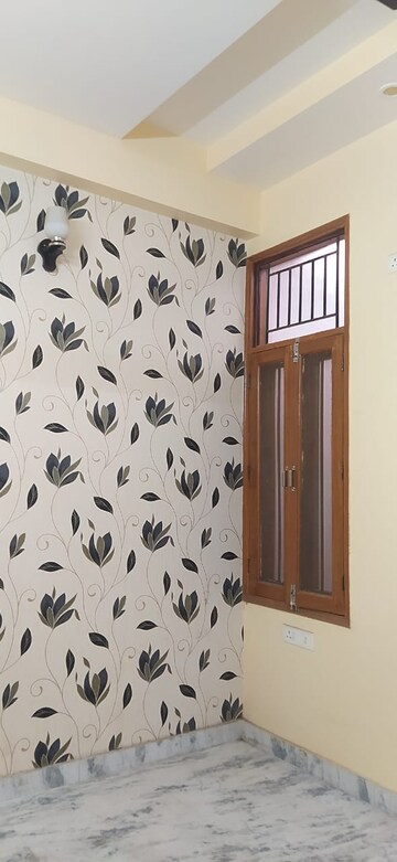 Room in 2 BHK Builder Floor at Shanti Nagar – for Sale