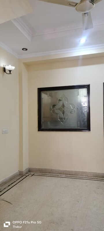 Room in 4 BHK Apartment at RWA Apartments Sector 47, Sector 47 – for Rent