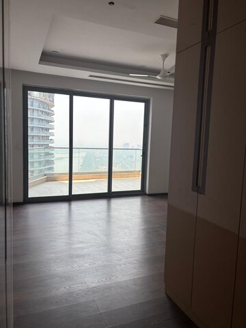 Room in 4 BHK Apartment at ABA Ivy County, Sector 75 – for Rent