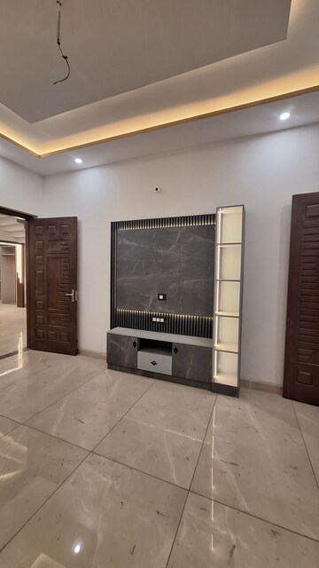 Furnished Amenities in 5 BHK Independent House at Sunny Enclave – for Sale
