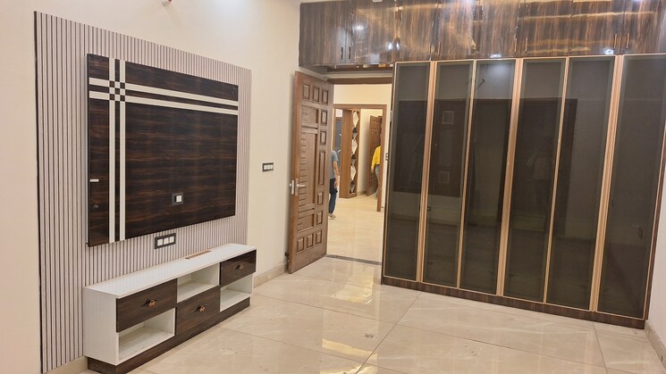 Balcony, sunny enclave 5 Bedroom 250 Sq.Yd. Independent House In Sunny Enclave Mohali 8030794