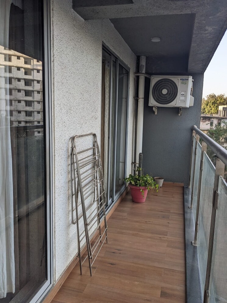 Balcony, spenta-palazzio 2 Bedroom 670 Sq.Ft. Apartment In Sakinaka Mumbai 8030832