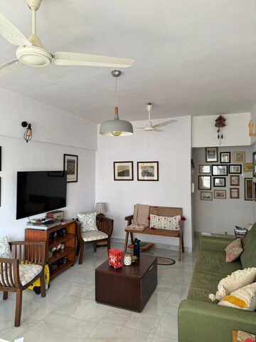 Master Bedroom in 2 BHK Apartment at Hibiscus CHS Versova, Versova – for Rent