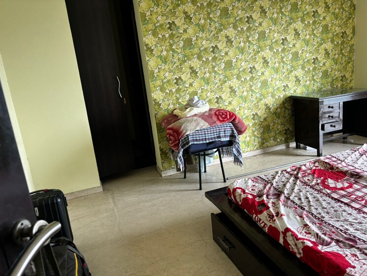 Bedroom, mahagun-moderne 3.5 Bedroom 1900 Sq.Ft. Apartment In Sector 78 Noida 8030969