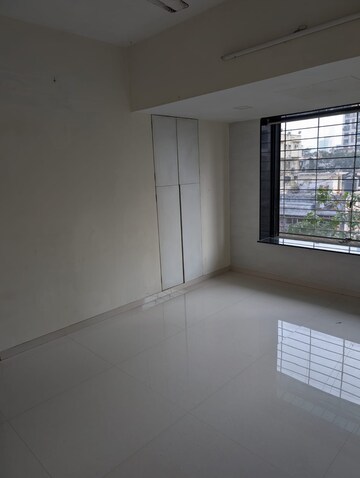 Master Bedroom in 2 BHK Apartment at Padmavati Apartment Mahim, Mahim – for Rent