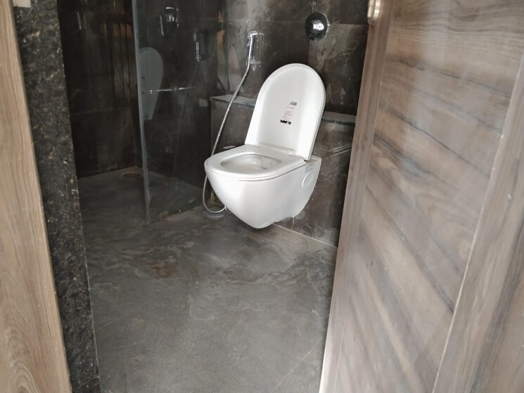 Bathroom, kakkad-la-vida 4 Bedroom 1700 Sq.Ft. Apartment In Balewadi Pune 8030999