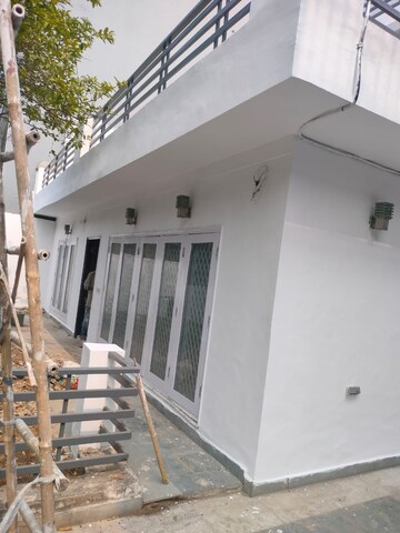 6+ BHK Independent House – Exterior View View at Sector 23 - for Rent
