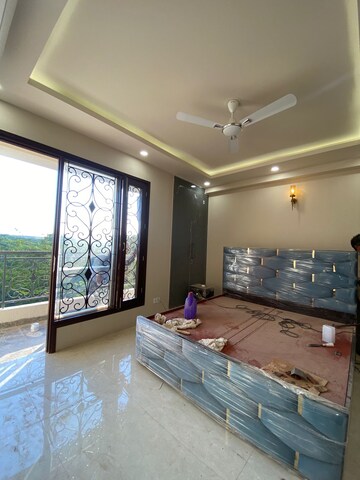 Master Bedroom in 3 BHK Builder Floor at Chattarpur – for Rent