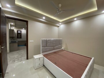 Master Bedroom in 3 BHK Builder Floor at Chattarpur – for Rent