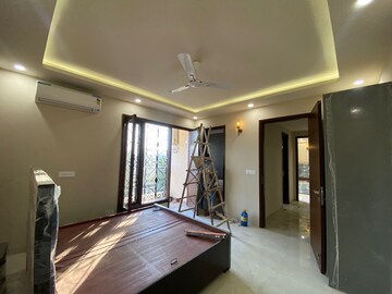 Master Bedroom in 3 BHK Builder Floor at Chattarpur – for Rent
