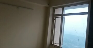 Room in 3 BHK Apartment at Today Ridge Residency, Sector 135 – for Rent