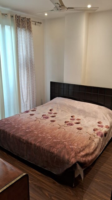 Bedroom in 4 BHK Apartment at Greater Kailash ii – for Rent