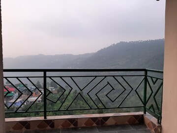 4 BHK Apartment For Rent in Gardenia Glory, Sector 46