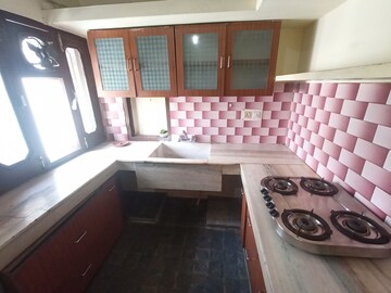 Kitchen in 2 BHK Independent House at Sector 16 – for Rent
