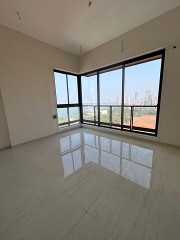 Master Bedroom in 3 BHK Apartment at Dadar West – for Rent