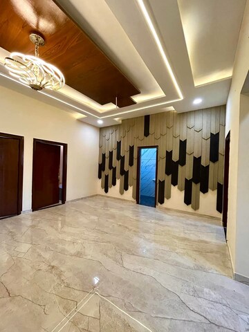 Room in 4 BHK Independent House at Sunny Enclave – for Sale