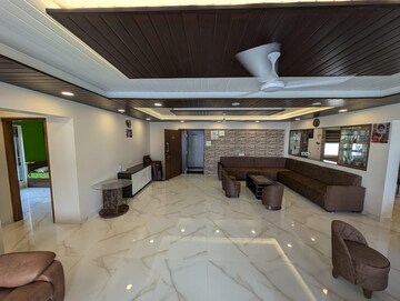 Master Bedroom in 5 BHK Apartment at Shree Swami Samarth Darshan, Mahim – for Rent