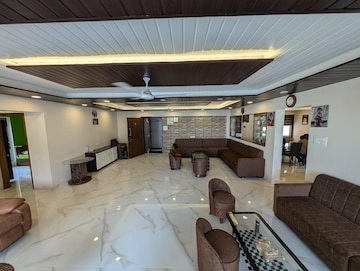 Master Bedroom in 5 BHK Apartment at Shree Swami Samarth Darshan, Mahim – for Rent
