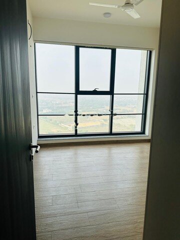 Room in 3 BHK Apartment at Sobha City Gurgaon, Sector 108 – for Rent