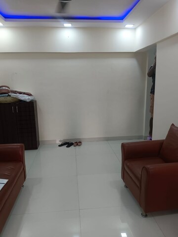 Furnished Amenities in 1 BHK Apartment at Silver Arch Apartments, Andheri West – for Rent