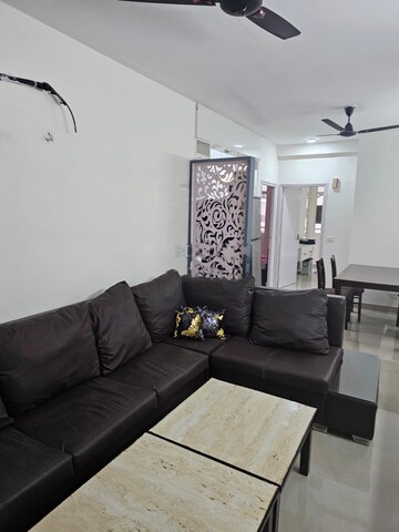 2 BHK Apartment For Rent in Suncity Avenue 76, Sector 76