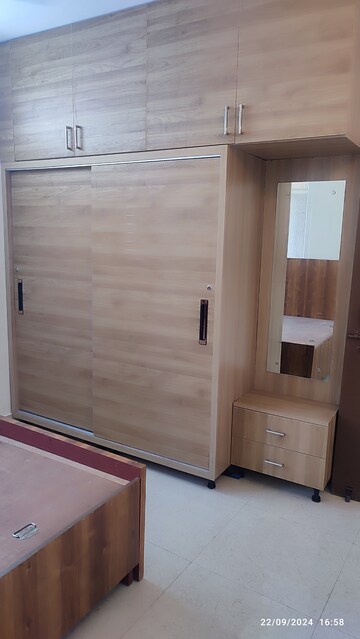 Furnished Amenities in 2 BHK Apartment at Signature Global Orchard Avenue, Sector 93 – for Rent