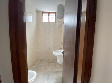 Attached Bathroom in 3 BHK Builder Floor at Sector 110 – for Sale